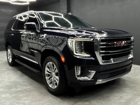 Used 2023 GMC Yukon SLT w/ SLT Premium Package AWD/4WD image 13