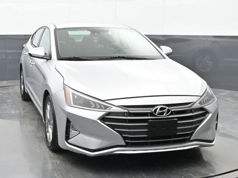 Used 2019 Hyundai Elantra SEL image 3