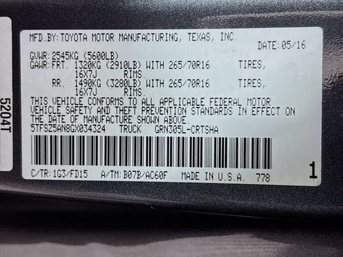 Used 2016 Toyota Tacoma SR5 AWD/4WD image 30