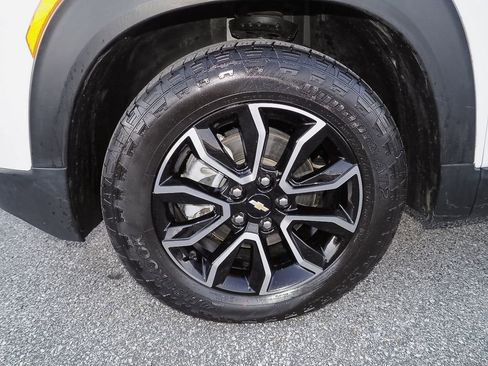 Certified 2023 Chevrolet TrailBlazer ACTIV w/ Convenience Package image 37