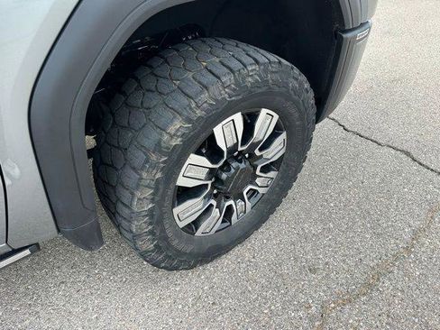 Used 2024 GMC Sierra 2500 Denali w/ Denali Reserve Package image 21