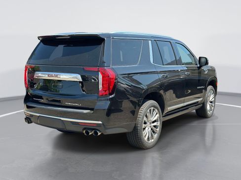 Used 2022 GMC Yukon Denali w/ Denali Ultimate Package AWD/4WD image 5