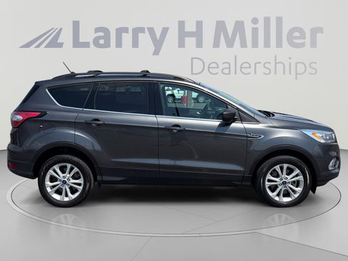 Used 2018 Ford Escape SEL w/ Ford Safe & Smart Package AWD/4WD image 6