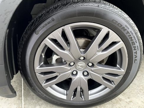 Certified 2022 Honda Pilot Sport image 6