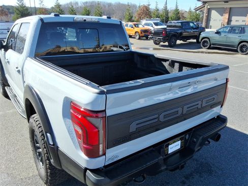 Used 2024 Ford F150 Raptor image 10