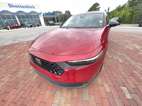 Certified 2023 Honda Accord Sport image 28