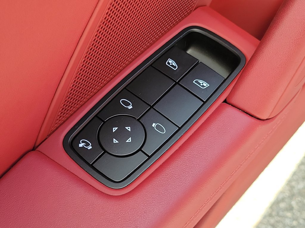 Certified 2024 Porsche 911 Carrera S RWD image 26