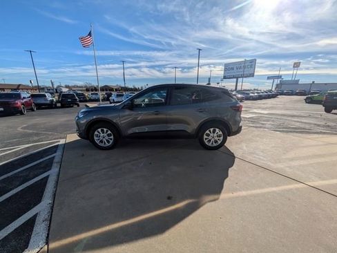 Used 2025 Ford Escape Active image 3