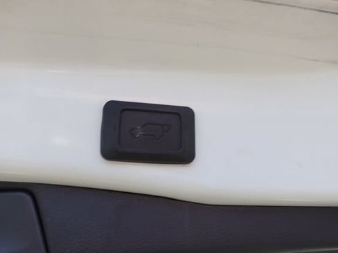Certified 2023 Toyota RAV4 XLE Premium FWD image 32