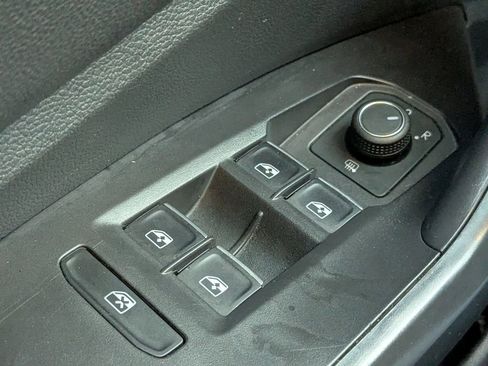 Used 2024 Volkswagen Jetta S FWD image 23