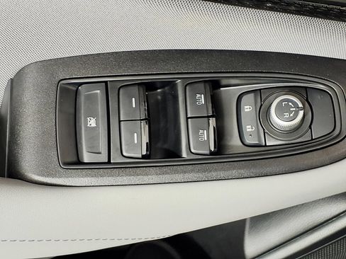 Used 2025 Subaru Legacy Premium AWD/4WD image 16