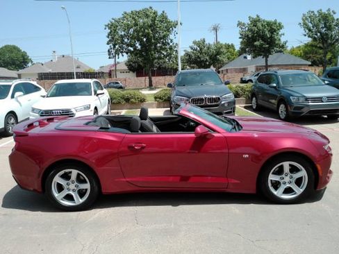 Used 2017 Chevrolet Camaro LT w/ Technology Package RWD image 15