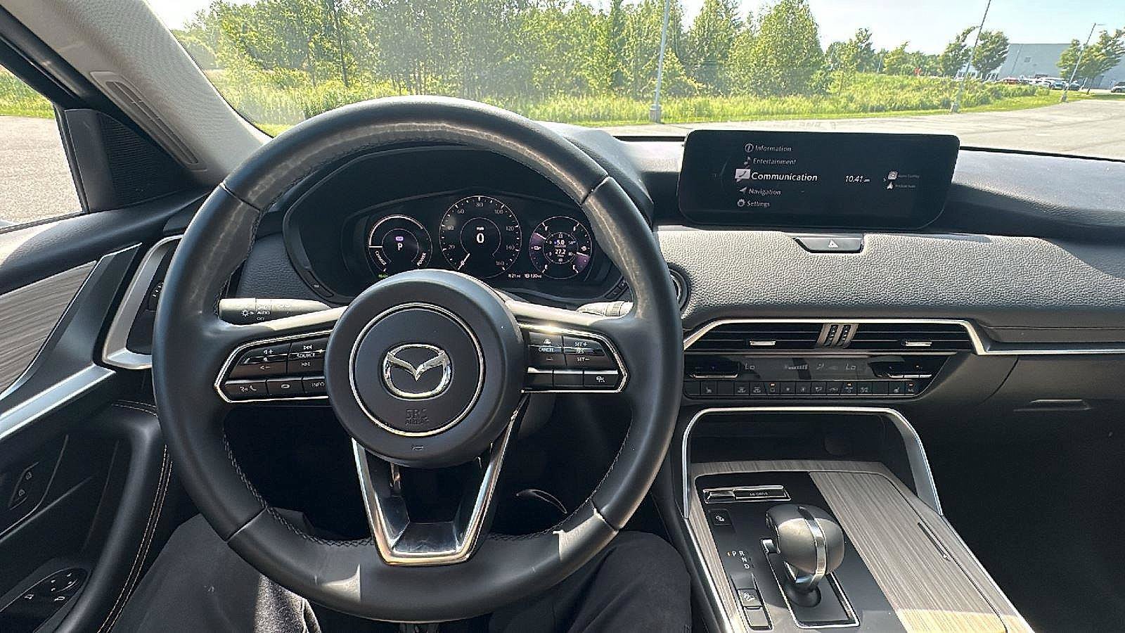 Used 2024 MAZDA CX-90 Plug-In Hybrid w/ Preferred AWD/4WD image 30