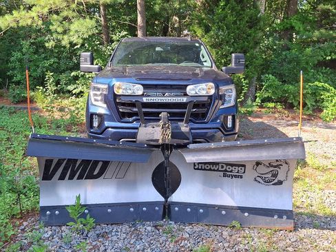 Used 2021 GMC Sierra 1500 Elevation w/ Preferred Package image 2