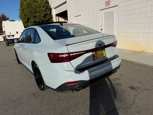 New 2026 Volkswagen Jetta GLI Autobahn FWD image 4