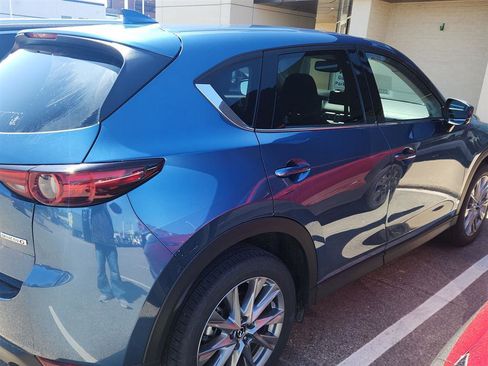 Used 2021 MAZDA CX-5 Grand Touring image 4