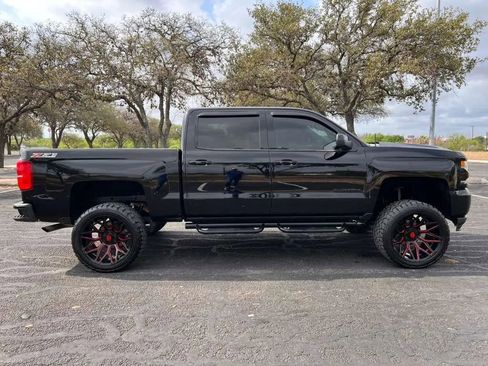 Used 2017 Chevrolet Silverado 1500 LTZ Z71 w/ LTZ Plus Package image 8