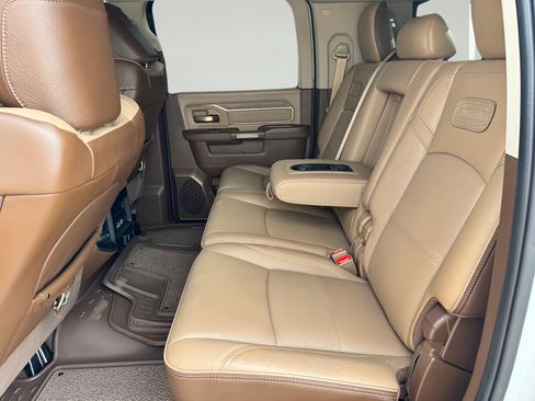Used 2022 RAM 3500 Limited AWD/4WD image 38