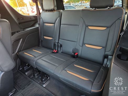 Used 2021 GMC Yukon AT4 w/ AT4 Premium Plus Package image 30