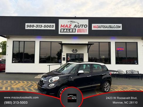 Used 2014 FIAT 500L Lounge FWD image 1