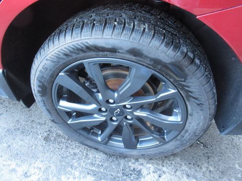 Used 2023 Chevrolet Equinox RS AWD/4WD image 18