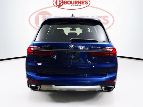 Used 2021 BMW X7 xDrive40i w/ Premium Package AWD/4WD image 11