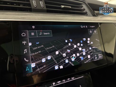 Used 2024 Audi Q8 e-tron Premium Plus w/ Premium Plus Package AWD/4WD image 23