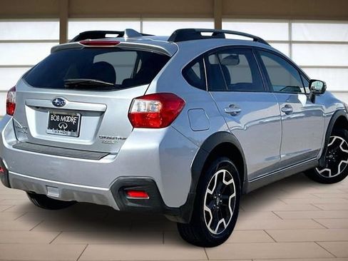 Used 2017 Subaru Crosstrek 2.0i Limited w/ Popular Package #2 image 2