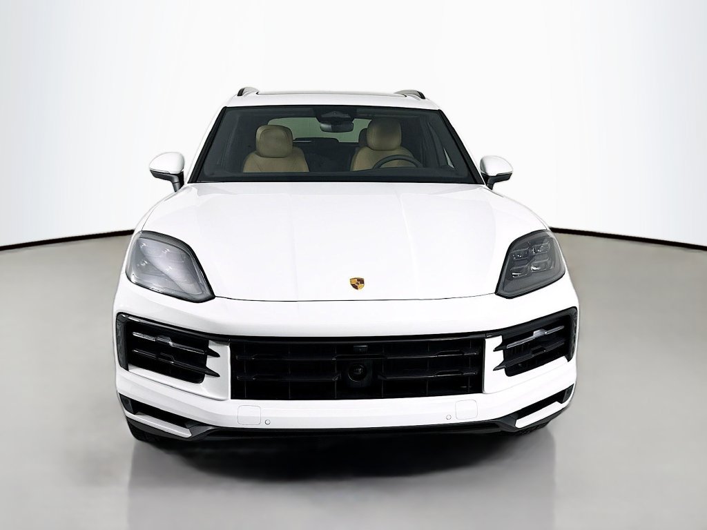 Certified 2026 Porsche Cayenne AWD/4WD image 6