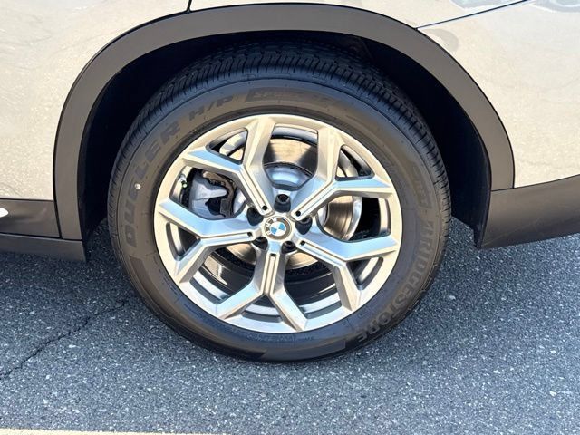 Certified 2024 BMW X3 xDrive30i w/ Premium Package AWD/4WD image 14