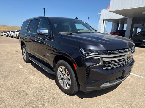 Used 2024 Chevrolet Tahoe Premier w/ Premium Package AWD/4WD image 3