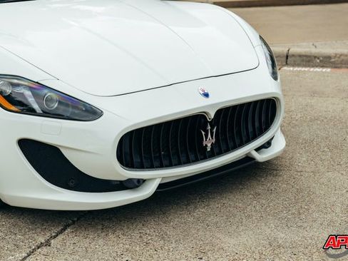 Used 2013 Maserati GranTurismo Sport image 23