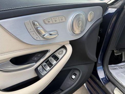 Used 2023 Mercedes-Benz C 300 4MATIC Cabriolet w/ AMG Line image 10