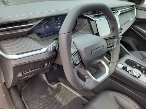 New 2026 Jeep Cherokee Overland w/ Trailer Tow Group image 19