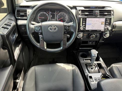 Used 2024 Toyota 4Runner TRD Off-Road Premium w/ Moonroof Package AWD/4WD image 4