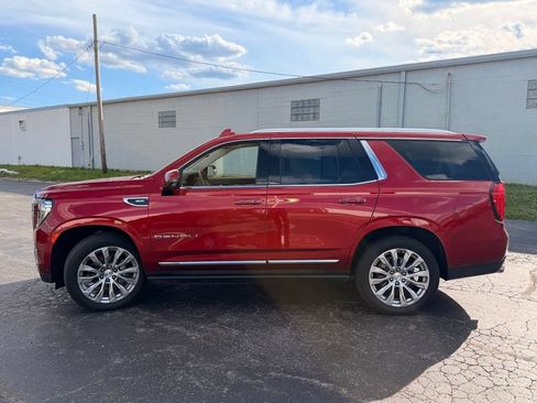 Used 2023 GMC Yukon Denali w/ Denali Reserve Package AWD/4WD image 6