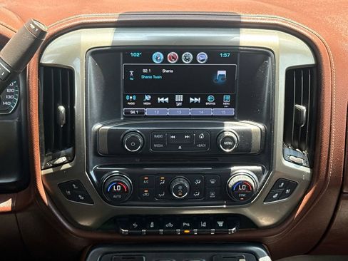 Used 2017 Chevrolet Silverado 3500 High Country w/ Duramax Plus Package AWD/4WD image 13