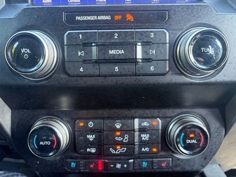 Used 2020 Ford F150 Raptor w/ Equipment Group 802A Luxury AWD/4WD image 21
