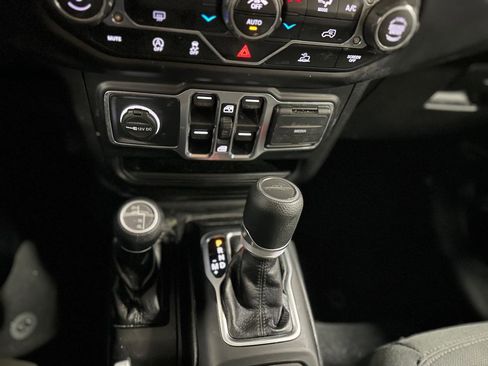 Used 2020 Jeep Gladiator Sport w/ Quick Order Package 24S image 25