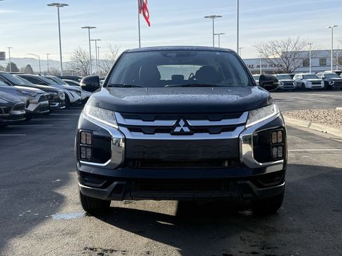 Used 2024 Mitsubishi Outlander Sport SE image 2