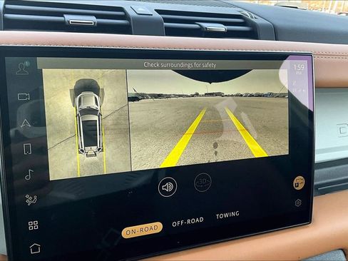 Used 2023 Land Rover Defender 130 SE image 23