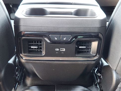 Used 2025 GMC Sierra 1500 AT4 AWD/4WD image 30