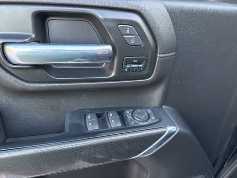 Used 2023 GMC Sierra 2500 AT4 image 39