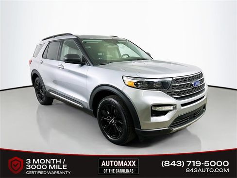 Used 2022 Ford Explorer XLT w/ Equipment Group 202A image 1