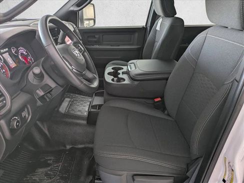 New 2026 RAM 5500 Tradesman w/ Chrome Appearance Group image 4