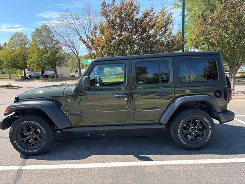 Used 2022 Jeep Wrangler Unlimited Sport AWD/4WD image 4