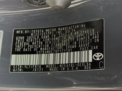 Used 2024 Toyota Corolla LE FWD image 21