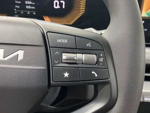 New 2026 Kia K4 LX image 22