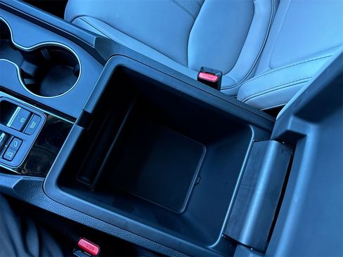 New 2025 Honda Pilot Touring image 21