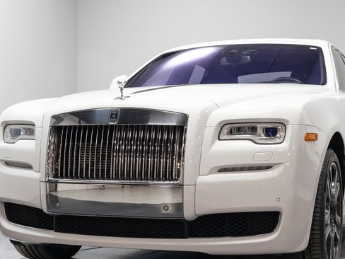 Used 2016 Rolls-Royce Ghost image 68